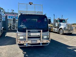 2000 IZUZU Frr500a 175 Siteck Tilt Tray Read Full Spec $45000+Gst IZUZU FRR 500 175 SITECK WHITE