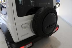 2025 Suzuki
Jimny GLX