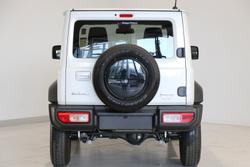 2025 Suzuki
Jimny GLX