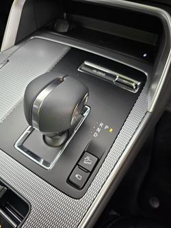 2024 Mazda
                CX-60 G40e Evolve