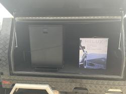 2009 Toyota Hilux SR5 KUN26R MY10 4X4 Ink