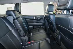 2019 Nissan
Pathfinder Ti