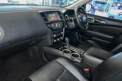 2019 Nissan
Pathfinder Ti