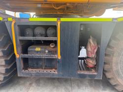 2010 Tadano Gr700ex Yellow