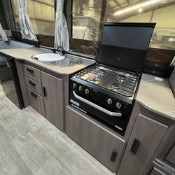 2025 JAYCO SWAN OB.CP-MY25 GREEN