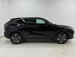 2024 MG
HS Essence