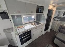 2025 JB Caravans Dirt Roader (18'6)