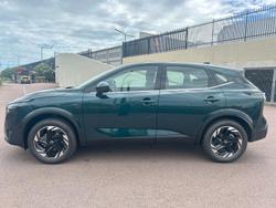 2025 Nissan
QASHQAI ST-L