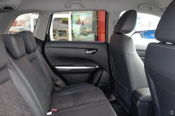 2023 Suzuki Vitara Turbo LY Series II Cool White