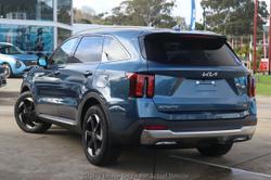 2025 Kia
Sorento Sport+