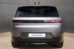 2024 Land Rover
Range Rover Sport D250 SE