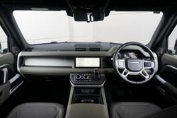 2023 Land Rover
Defender 110 P400 X-Dynamic SE