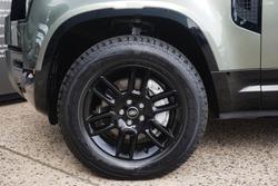 2023 Land Rover
Defender 110 P400 X-Dynamic SE