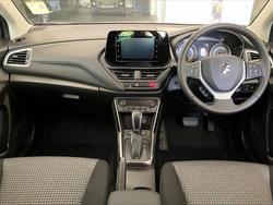 2024 Suzuki
                S-Cross 