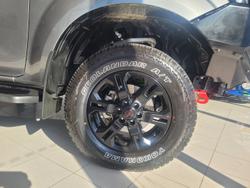 2024 Nissan Navara ST