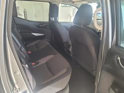 2024 Nissan Navara ST