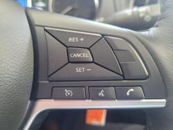 2024 Nissan Navara ST