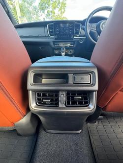 2025 Mazda
BT-50 SP
