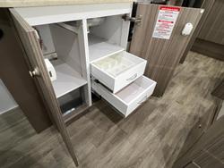 2025 Avan Aspire 555 Pop Top