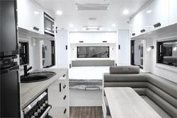 2025 VICTORY CARAVANS Trophy 21'6 bunk