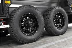 2025 VICTORY CARAVANS Trophy 21'6 bunk