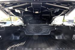 2017 Toyota
                Hilux SR5