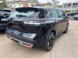 2024 Nissan
QASHQAI ST-L