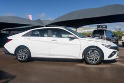 2024 Hyundai
i30 Hybrid