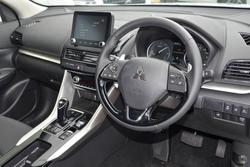 2023 Mitsubishi
Eclipse Cross PHEV ES