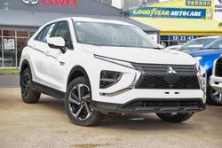 2023 Mitsubishi
Eclipse Cross PHEV ES