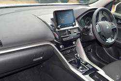 2023 Mitsubishi
Eclipse Cross PHEV ES