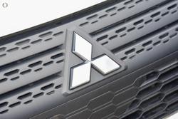 2023 Mitsubishi Eclipse Cross PHEV ES