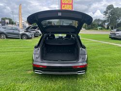 2017 Audi
                SQ5 