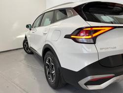 2025 Kia
                Sportage S