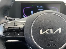 2024 Kia
                Sportage S