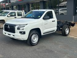 2025 MITSUBISHI TRITON GLX