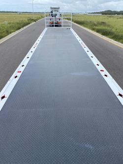 2024 Lusty Pumpa 45' Flat Top Extendable R/Train Lead Trailer