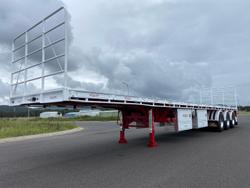 2024 Lusty Pumpa 45' Flat Top Extendable R/Train Lead Trailer