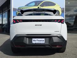 2025 Peugeot 3008 GT Premium Hybrid P64 MY25 Okenite White