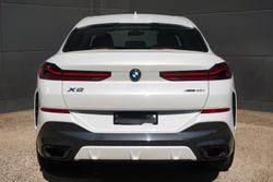 2022 BMW
X6 xDrive40i M Sport