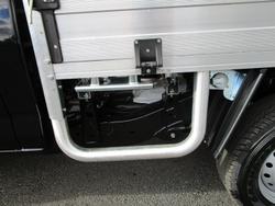 2024 Isuzu
D-MAX SX
