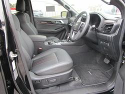 2024 Isuzu
MU-X X-TERRAIN