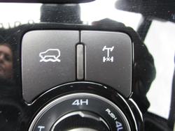 2024 Isuzu
MU-X X-TERRAIN