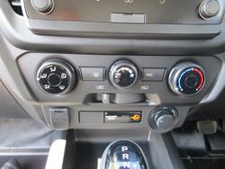 2025 Isuzu
D-MAX SX