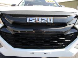 2025 Isuzu
D-MAX SX