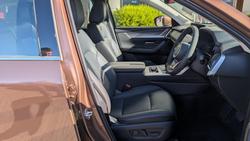 2024 Mazda
CX-80 G40e Touring