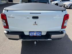 2021 Mitsubishi
Triton GLX+
