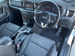 2016 Kia
Sportage Si