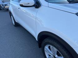 2016 Kia
                Sportage Si