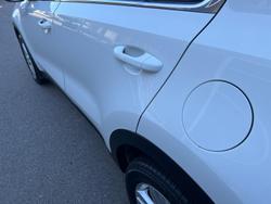 2016 Kia
                Sportage Si